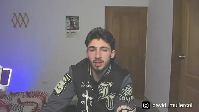 David Brown18 online show from January 2025 01:33:01 AM