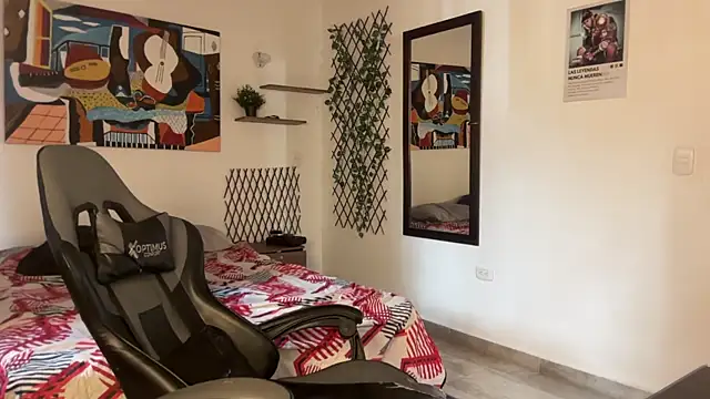 David Brown18 online show from December 2025 06:02:01 PM