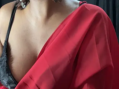 Snapshot of Sexy_trisha__7 chatting on March 2025 10:13:02 PM Sexy trisha 7 online show from March 2025 10:13:02 PM