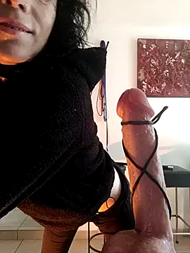 freyamoret online show from December 2024 08:45:02 AM