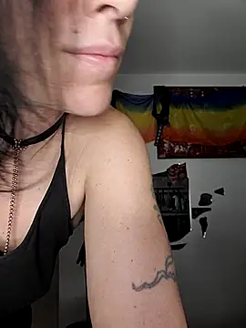 Snapshot of freyamoret chatting on September 2025 06:02:01 PM freyamoret online show from September 2025 06:02:01 PM