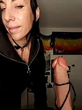 Snapshot of freyamoret chatting on October 2025 03:39:02 AM freyamoret online show from October 2025 03:39:02 AM