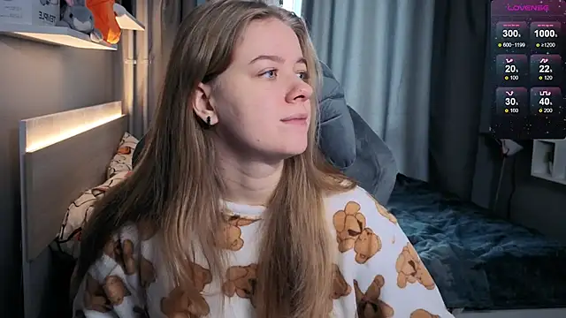 Snapshot of candy_maggie chatting on February 2025 09:22:01 AM candy maggie online show from February 2025 09:22:01 AM
