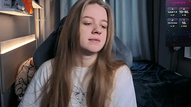 Snapshot of candy_maggie chatting on February 2025 09:20:02 AM candy maggie online show from February 2025 09:20:02 AM