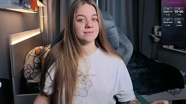 Snapshot of candy_maggie chatting on February 2025 12:22:02 PM candy maggie online show from February 2025 12:22:02 PM