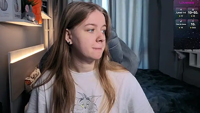Snapshot of candy_maggie chatting on February 2025 10:07:02 AM candy maggie online show from February 2025 10:07:02 AM