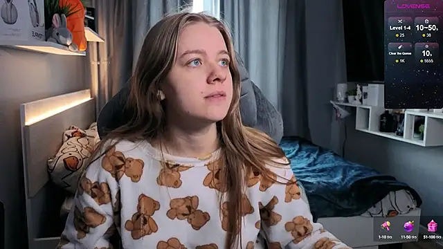 Snapshot of candy_maggie chatting on February 2025 10:26:01 AM candy maggie online show from February 2025 10:26:01 AM