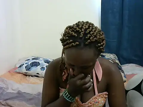 Snapshot of Kariselle- chatting on January 2025 02:40:02 PM Kariselle- online show from January 2025 02:40:02 PM