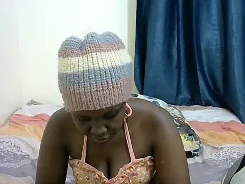 Snapshot of Kariselle- chatting on February 2025 03:37:02 PM Kariselle- online show from February 2025 03:37:02 PM