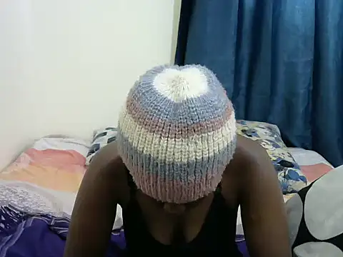 Snapshot of Kariselle- chatting on March 2025 07:48:01 AM Kariselle- online show from March 2025 07:48:01 AM