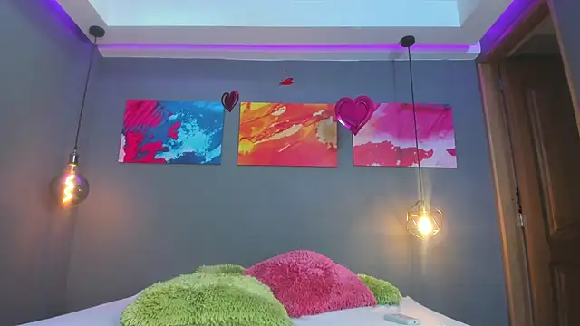 summer lee  online show from January 2025 09:23:02 PM