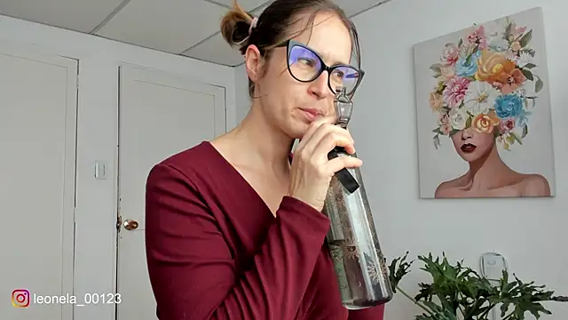 cuddlingbunny online show from June 2026 04:17:02 PM
