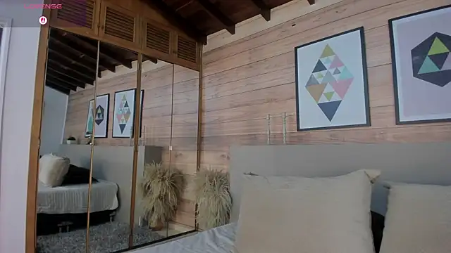 AmmyScott online show from September 2025 10:45:02 PM