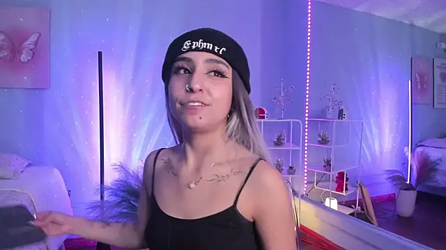 MaveParks  online show from October 2025 11:43:01 AM