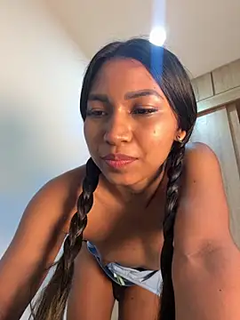 Snapshot of Barbiebrunette_ chatting on September 2025 06:48:01 AM Barbiebrunette online show from September 2025 06:48:01 AM