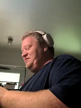 jrsexy83 online show from April 2026 12:06:02 PM