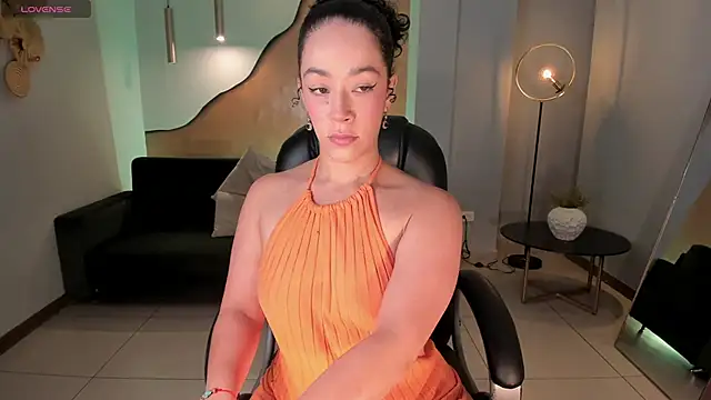 AlessaRomero online show from January 2025 06:49:01 PM