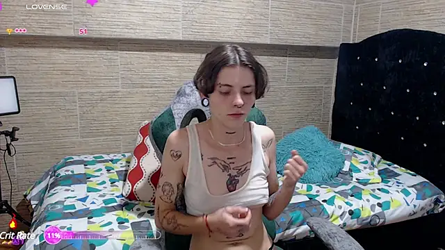 pretty cristal69 online show from December 2024 06:32:02 AM