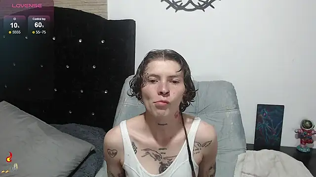 pretty cristal69 online show from September 2025 10:42:02 PM