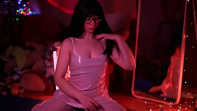 SweetyKitty18 online show from April 2026 05:37:01 PM