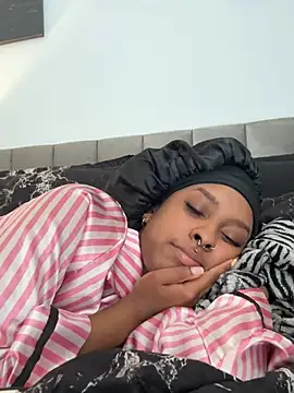 Your Paris online show from March 2026 05:56:01 PM