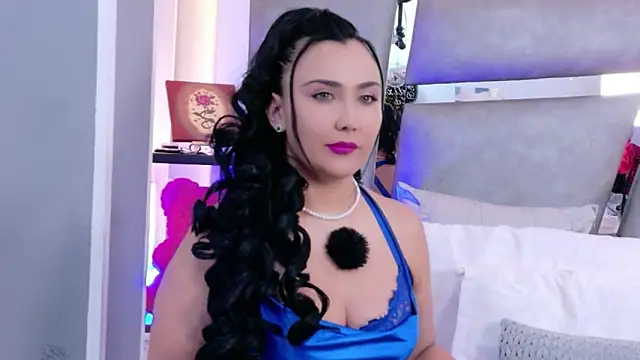 Evangeline Taylorr online show from April 2026 07:40:02 PM