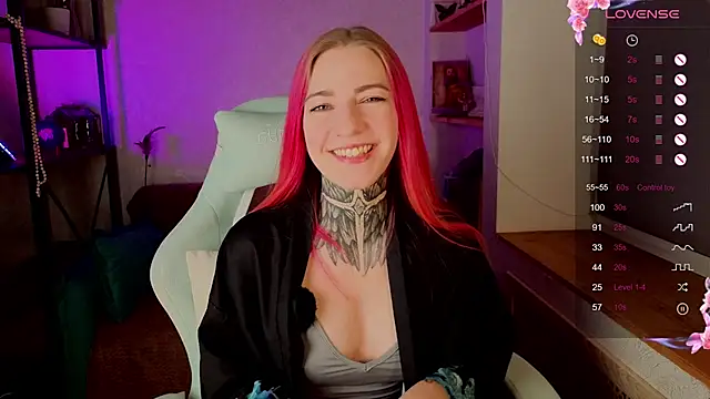 Roxy      online show from November 2025 06:13:01 AM