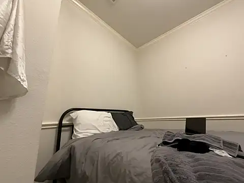 magicalc00ch online show from April 2026 04:44:02 PM