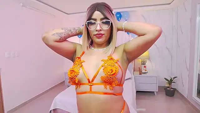 MadelaineJones online show from October 2025 08:26:01 PM