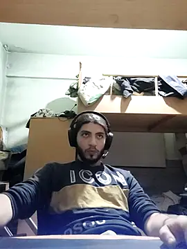 kleineid77 online show from November 2025 05:46:01 PM