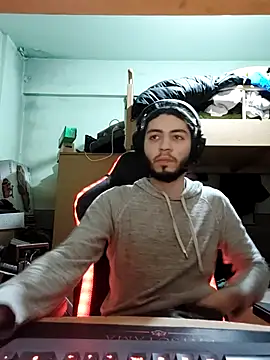 kleineid77 online show from February 2026 05:19:02 PM