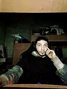 kleineid77 online show from March 2026 09:15:01 PM