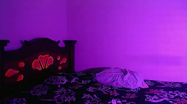 isaaclatino online show from December 2024 02:32:02 AM