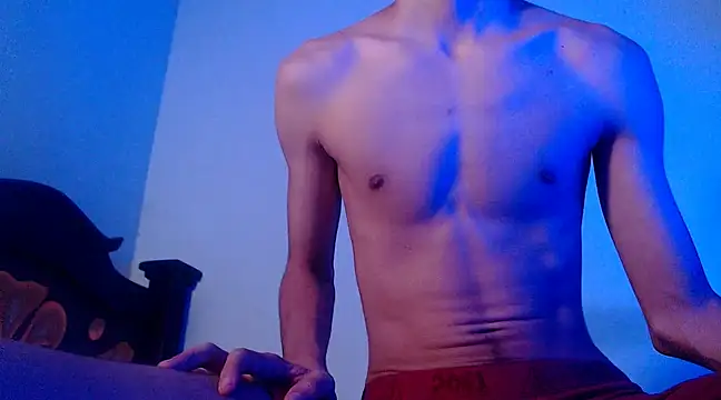 isaaclatino online show from February 2025 02:32:02 AM