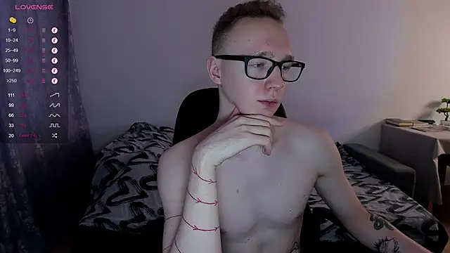 Alex silents online show from March 2025 01:09:01 PM