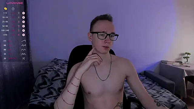 Alex silents online show from March 2025 01:08:01 PM