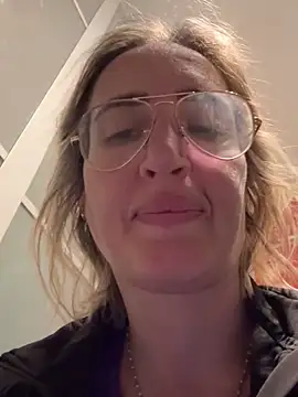 casalinga88 online show from March 2025 06:12:01 PM