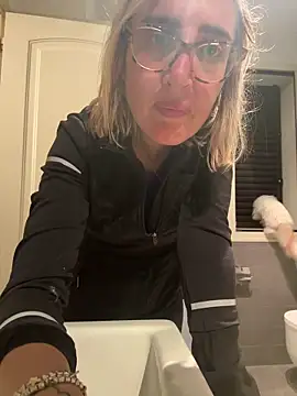 casalinga88 online show from March 2025 08:42:02 PM