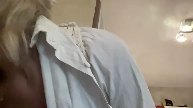 casalinga88 online show from October 2025 06:12:02 AM