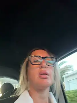 casalinga88 online show from July 2026 06:58:02 PM