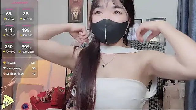 Snapshot of Berrysweet_68 chatting on March 2025 05:33:01 PM Berrysweet 68 online show from March 2025 05:33:01 PM