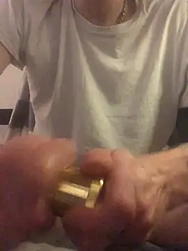 Simboxxx040 online show from December 2024 05:29:02 AM