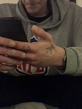 Simboxxx040 online show from January 2025 12:41:01 PM