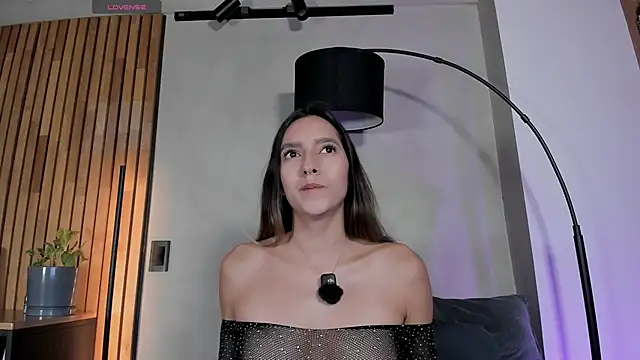 honeyhot69   online show from September 2025 11:34:02 AM