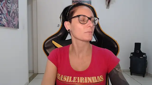CrisBathoryxxx online show from December 2024 10:02:02 PM
