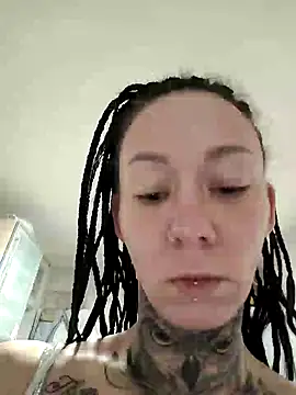 Snapshot of Scherana chatting on December 2024 04:26:01 PM Scherana online show from December 2024 04:26:01 PM