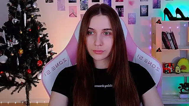 Snapshot of AliceCharmy chatting on December 2024 12:22:01 PM AliceCharmy online show from December 2024 12:22:01 PM