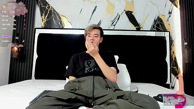 Snapshot of bunny_maxi chatting on January 2025 04:25:02 PM bunny maxi online show from January 2025 04:25:02 PM