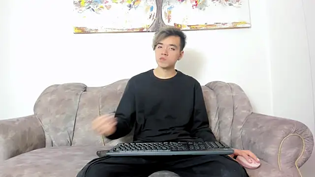 Snapshot of bunny_maxi chatting on February 2025 12:34:02 PM bunny maxi online show from February 2025 12:34:02 PM