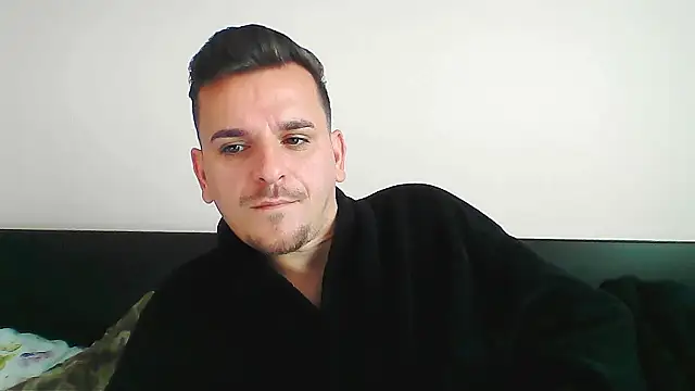 Snapshot of Huge_cock22cm chatting on October 2025 10:16:01 AM Huge cock22cm online show from October 2025 10:16:01 AM